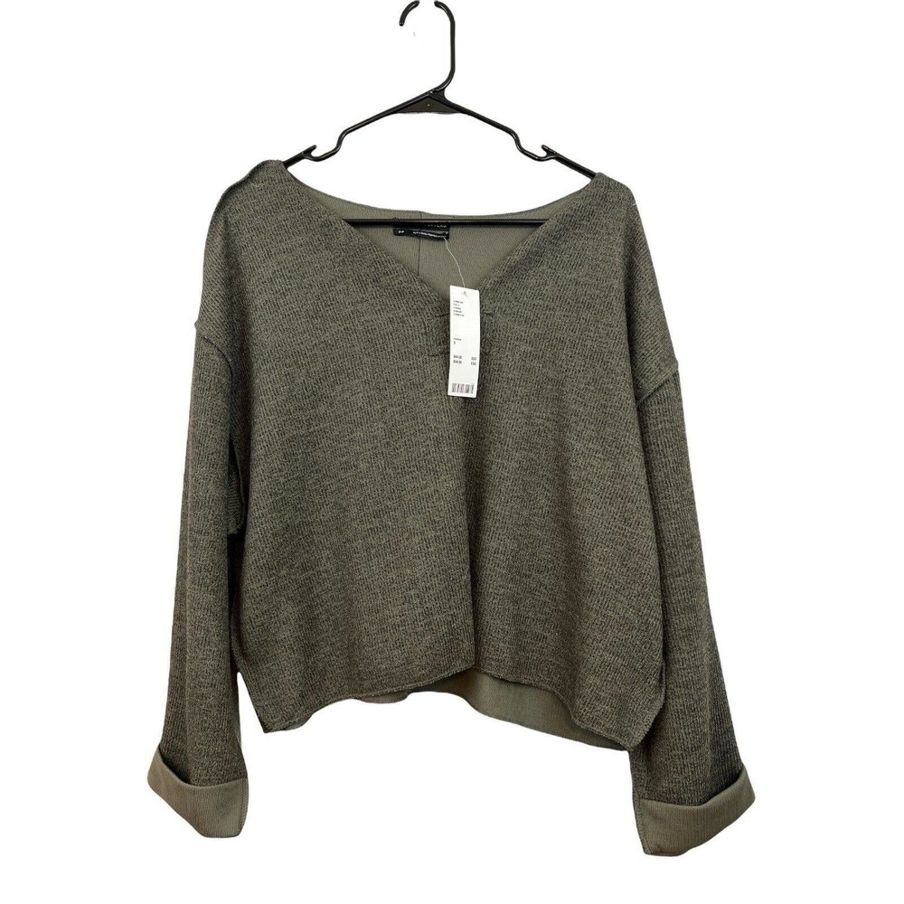 Urban Outfitters Crop Top Shirt Pullover Gray Small NWT Fluted Reversed Stitch